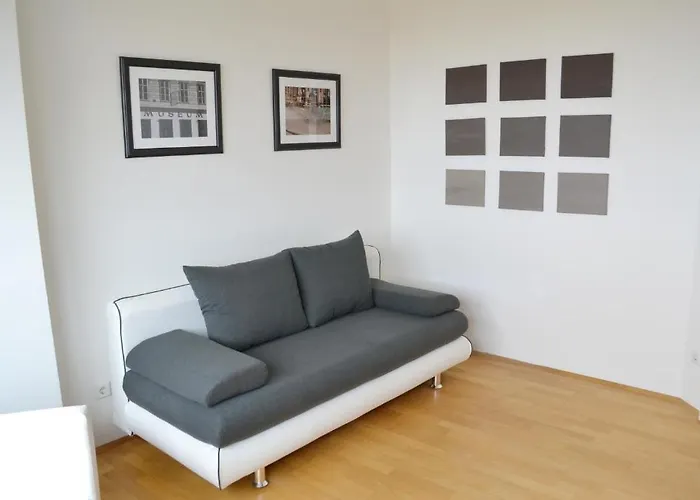 Vienna Inn Apartments Apartahotel 2*