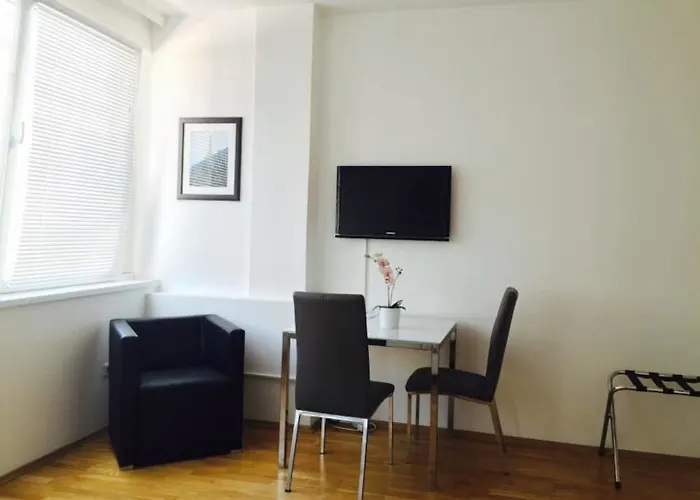 Vienna Inn Apartments Apartahotel 2*