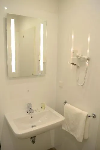 Vienna Inn Apartments Apartahotel